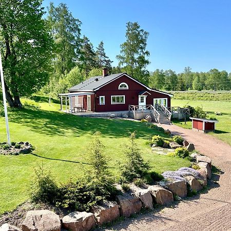 Villa Persas Kristinehamn Exterior photo